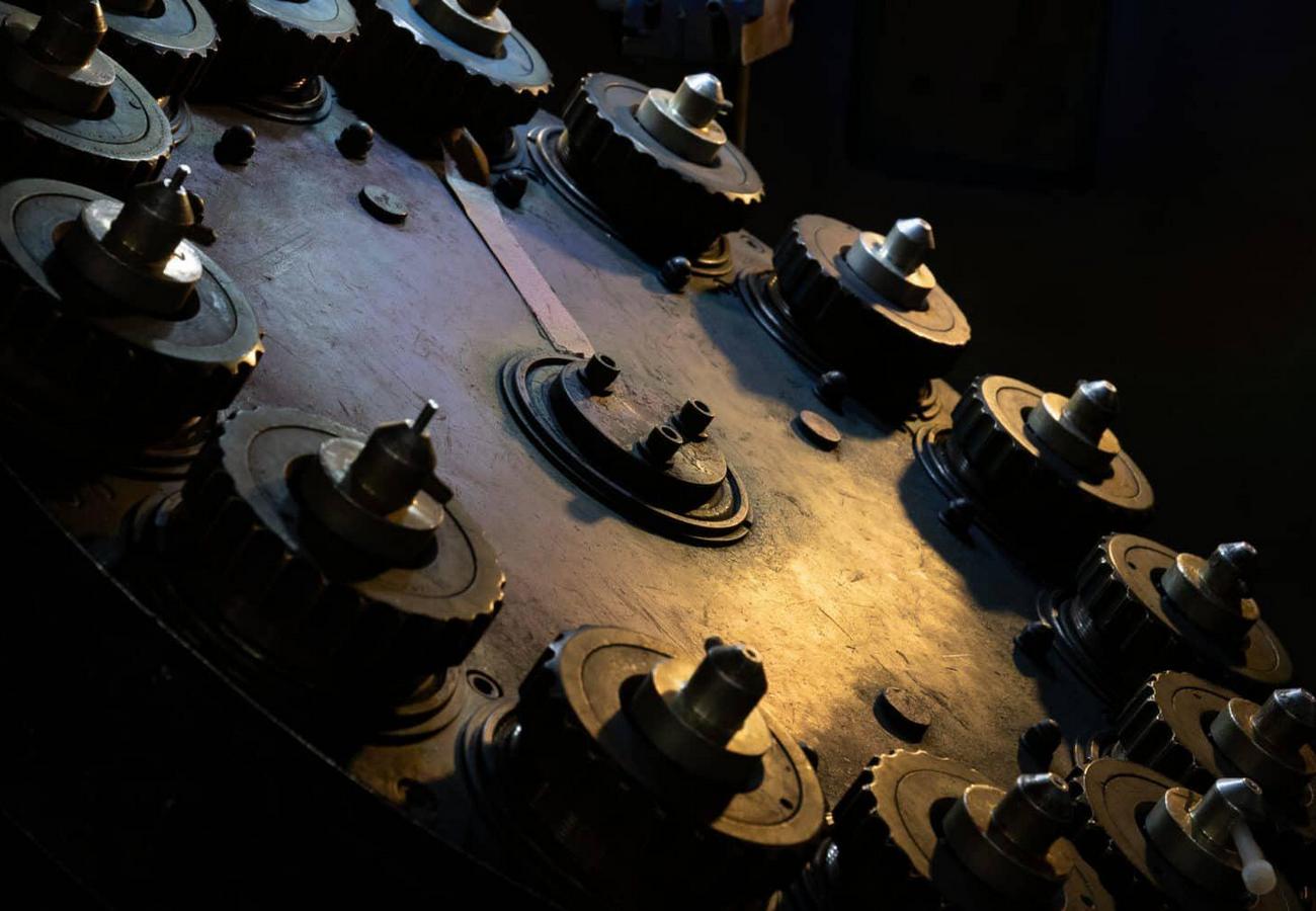 Електронно-променеве зварювання титанових сплавів товщиною до 150 мм