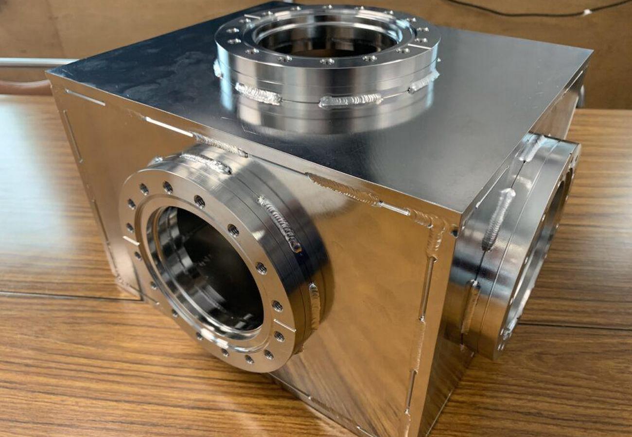 Изготовление корпусов вакуумных камер из нержавеющей стали 12Х18Н10Т